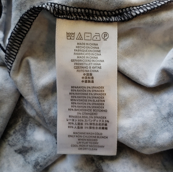 Michael Kors | Tie Dye Fringe Shirt - Picture 4 of 4